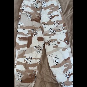 camo joggers